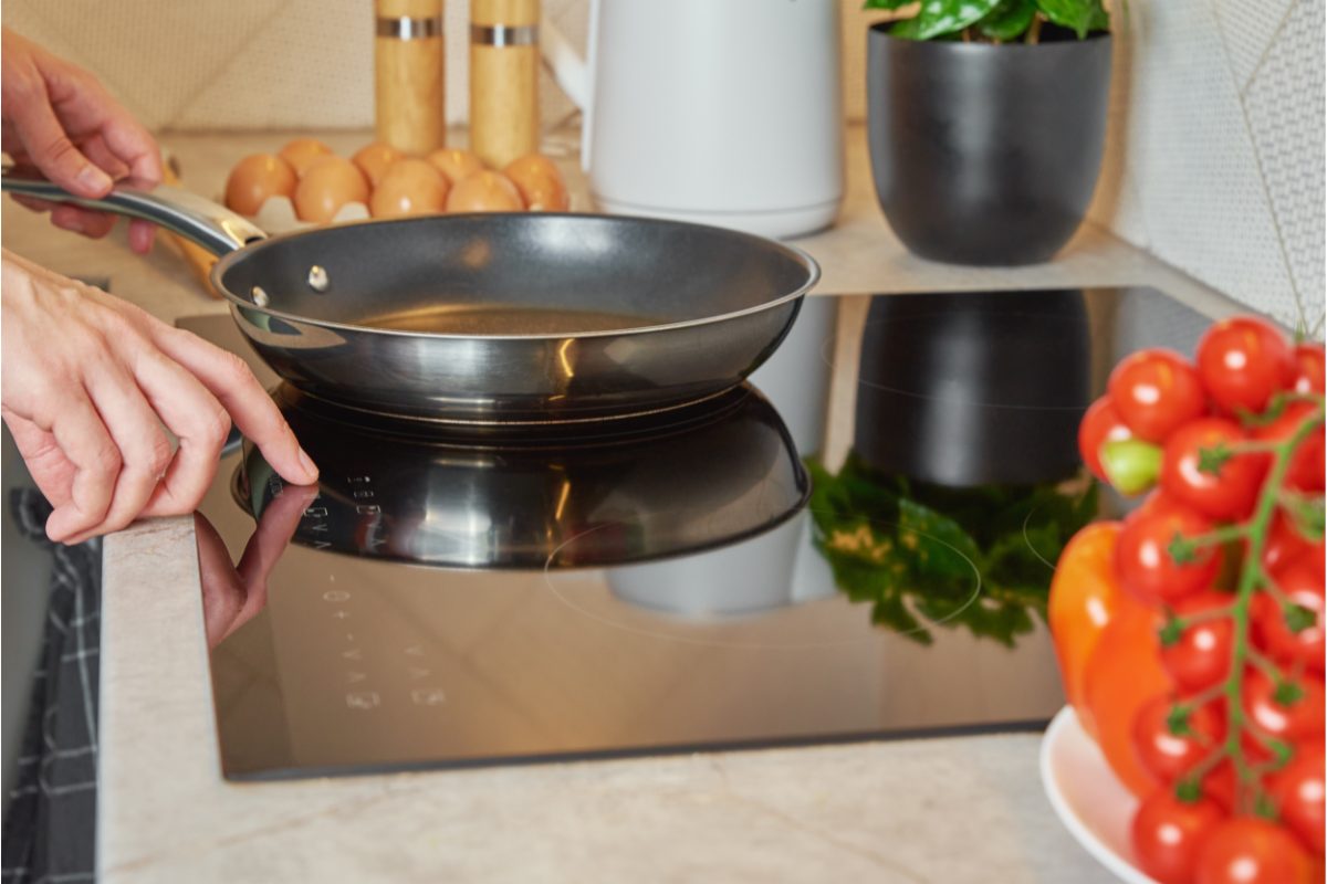 Poêle Antiadhésive Petragres Ecosolution 30 Cm - Compatible Induction, Revêtement PFAS FREE, économie D'énergie 40%